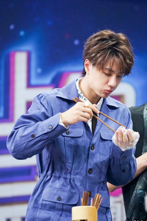 娱乐吃瓜丫王一博,娱乐吃瓜界的风云人物